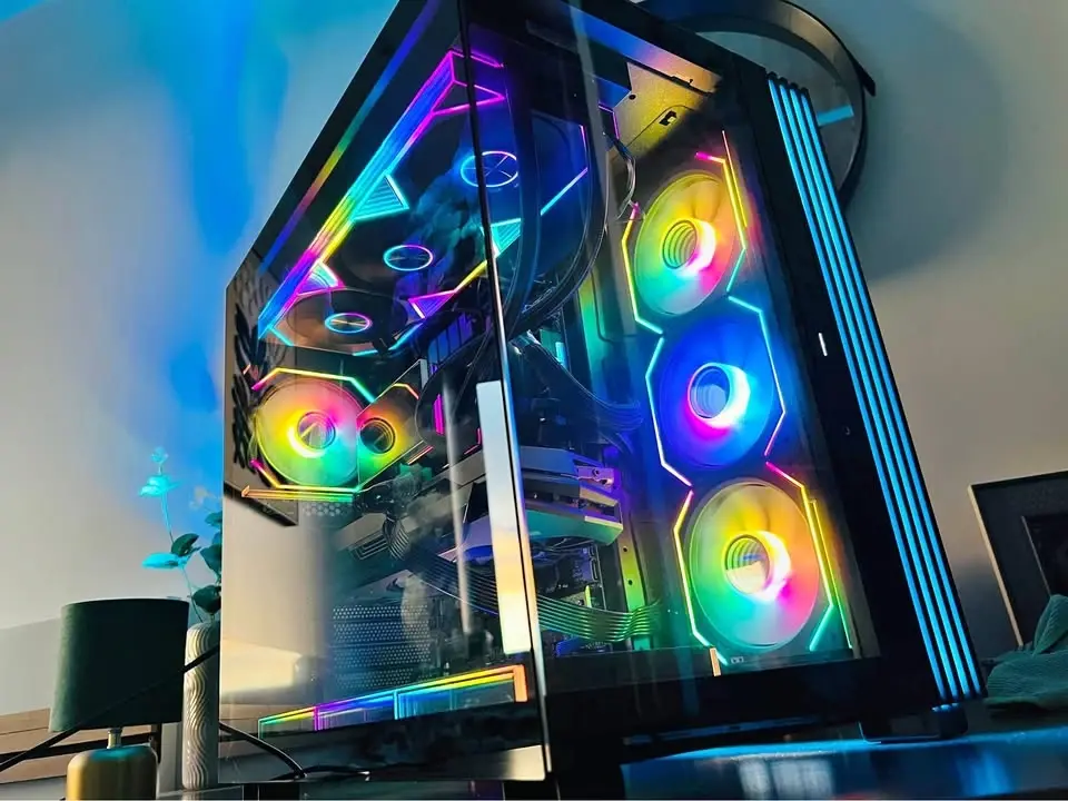 PC noir tout en verre, éclairage RGB arc-en-ciel
